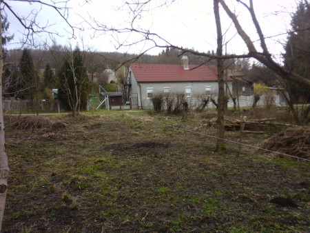 2015. április